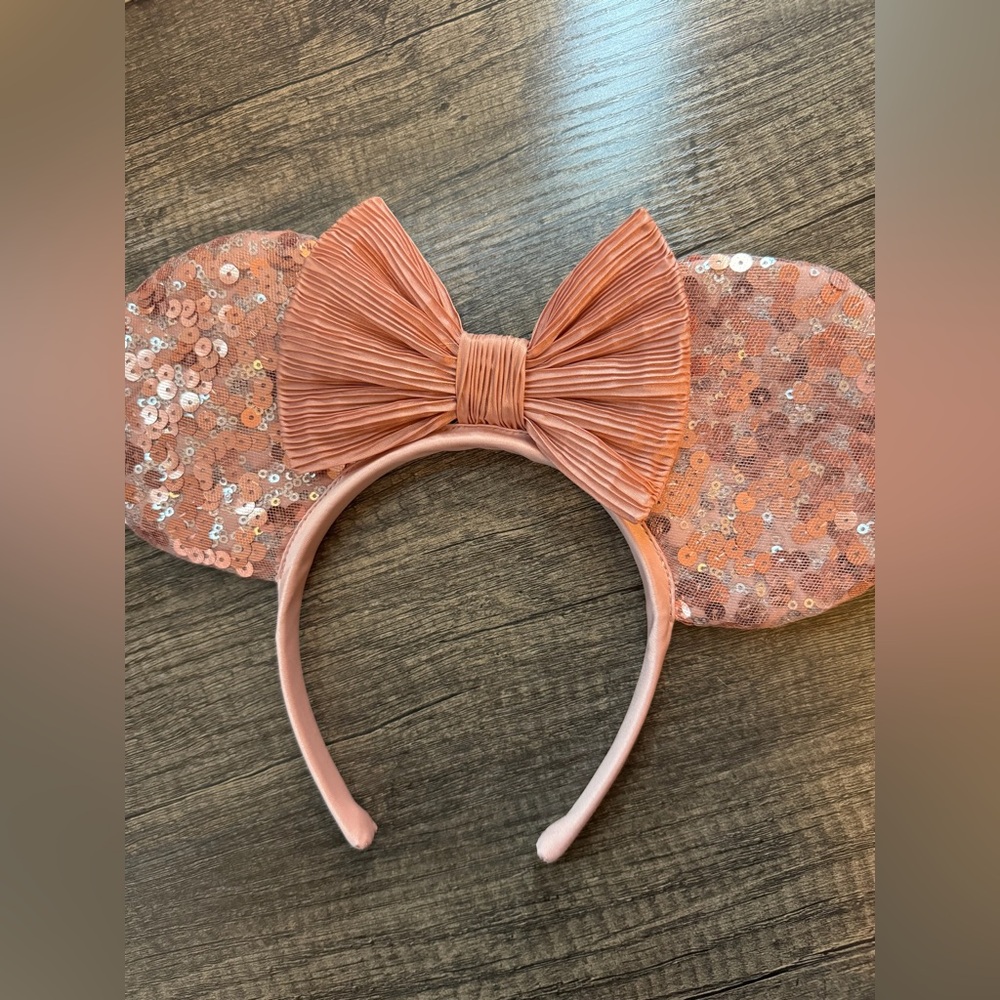 Disney Rose Gold Minnie Ears